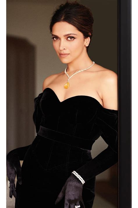 deepika padukone louis vuitton dress price|Deepika Padukone long dress.